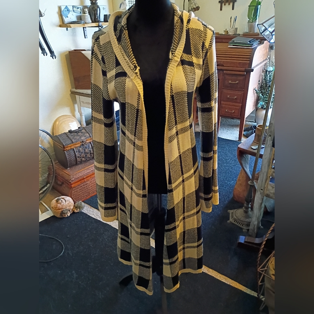 elan Black & Cream Hooded Cardigan Coat Duster